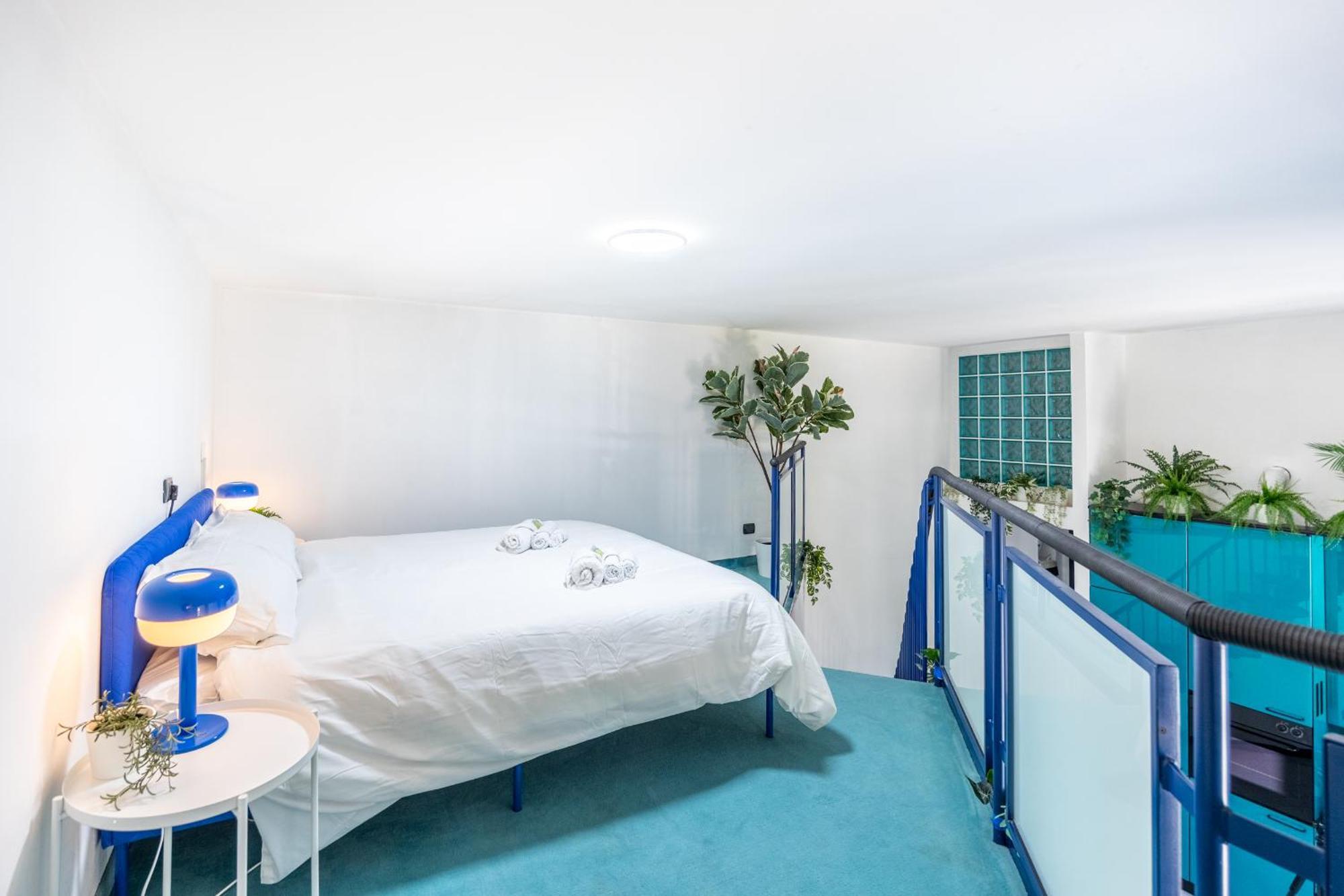 Blue Loft In The Heart Of Milan, Next To Metro Station Appartement *