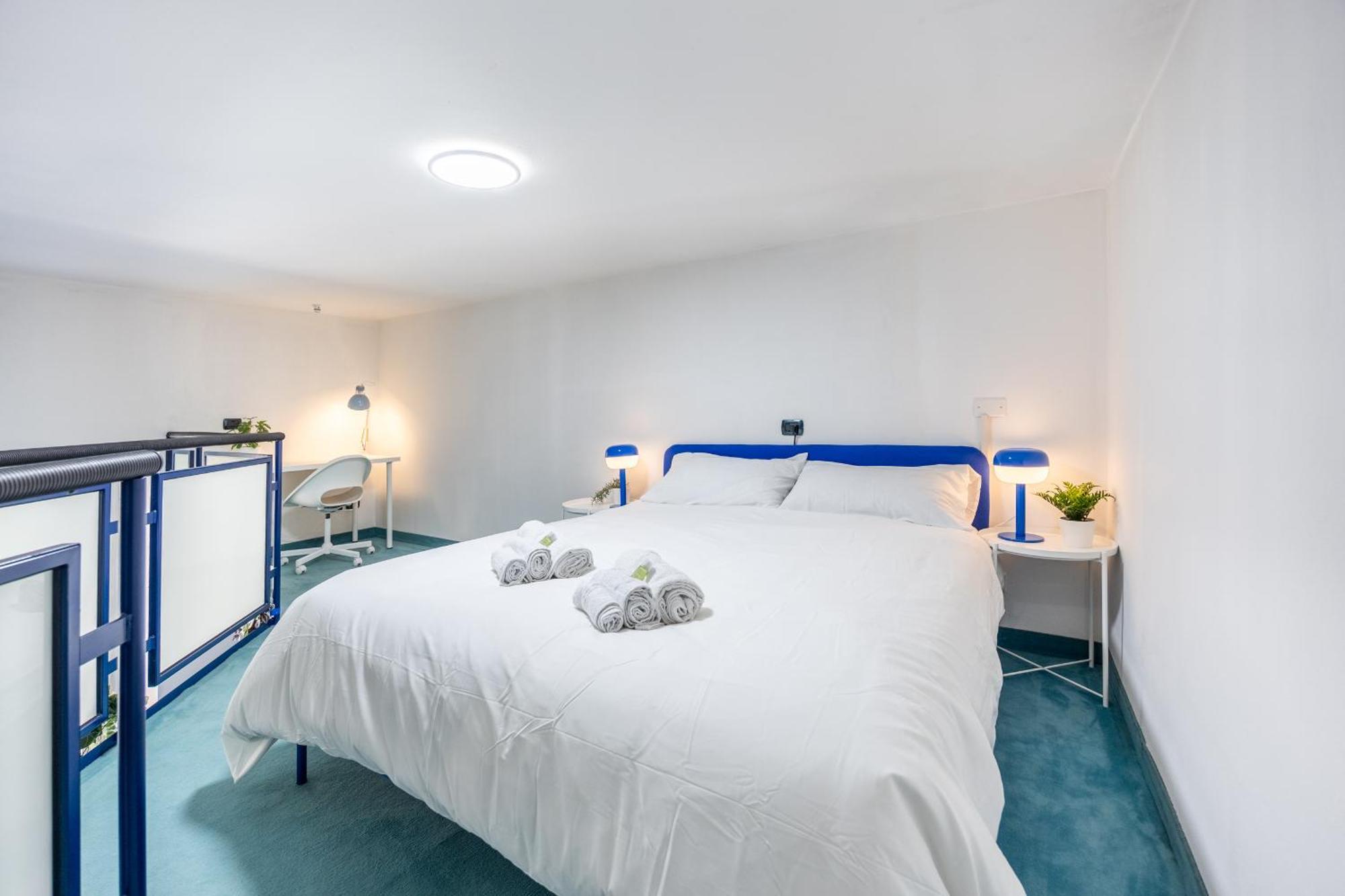 Blue Loft In The Heart Of Milan, Next To Metro Station * Milan